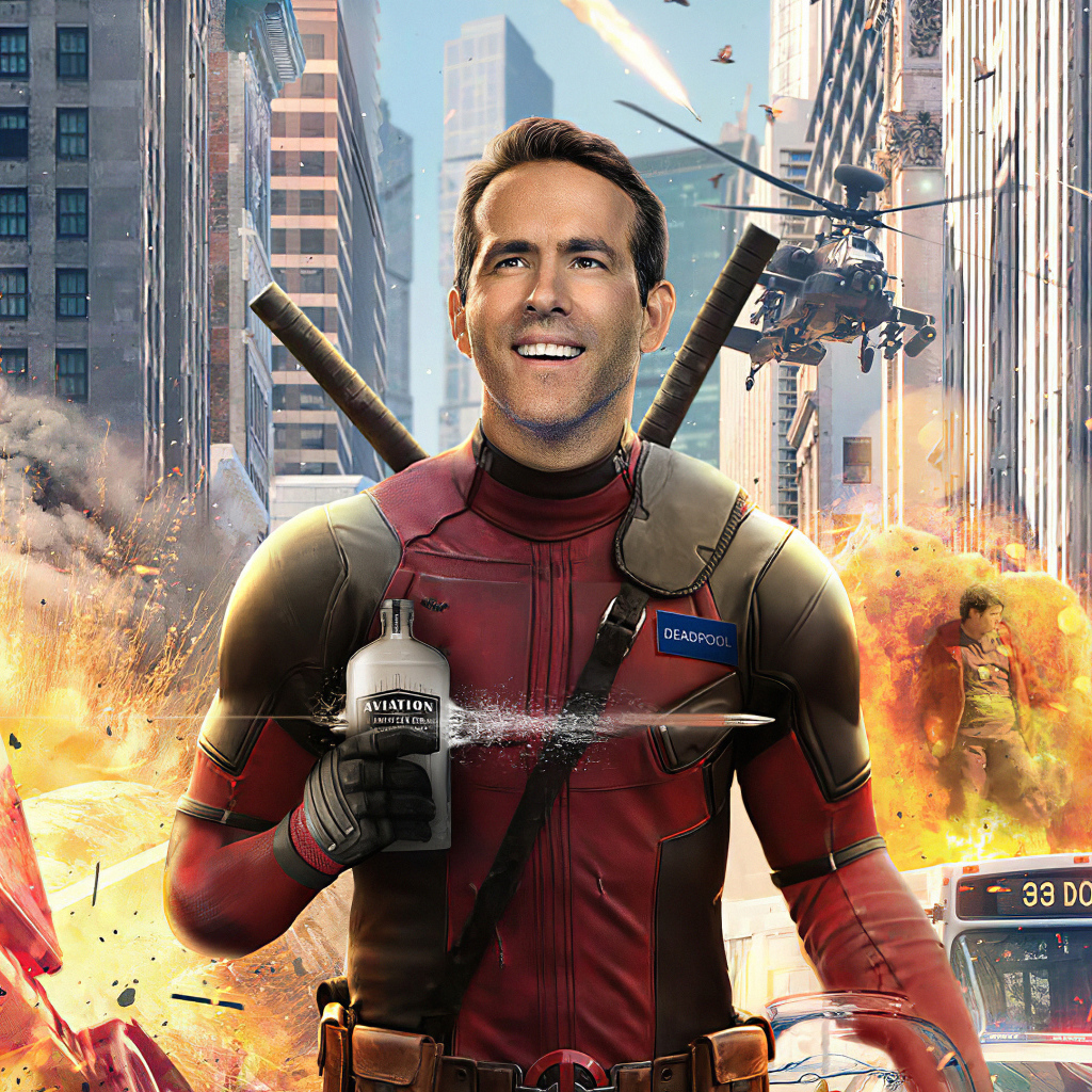 Актер Райан Рейнольдс в фантастическом фильме  Главный герой, 2020 