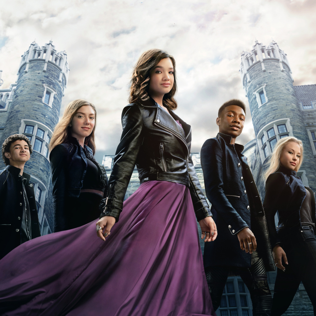 Главные герои фильма Тайное общество младших монарших особ, 2020