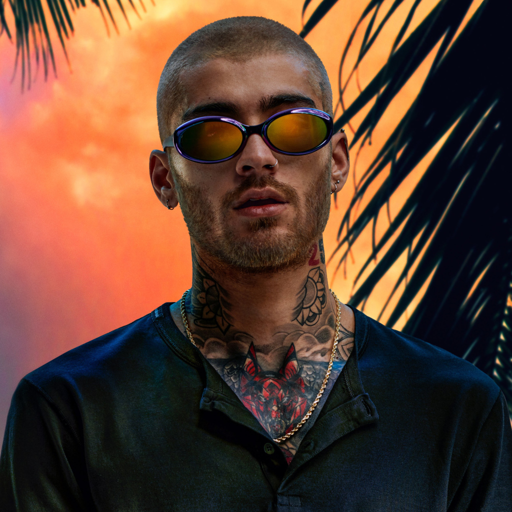 Певец Зейн Малик с татуировками на теле