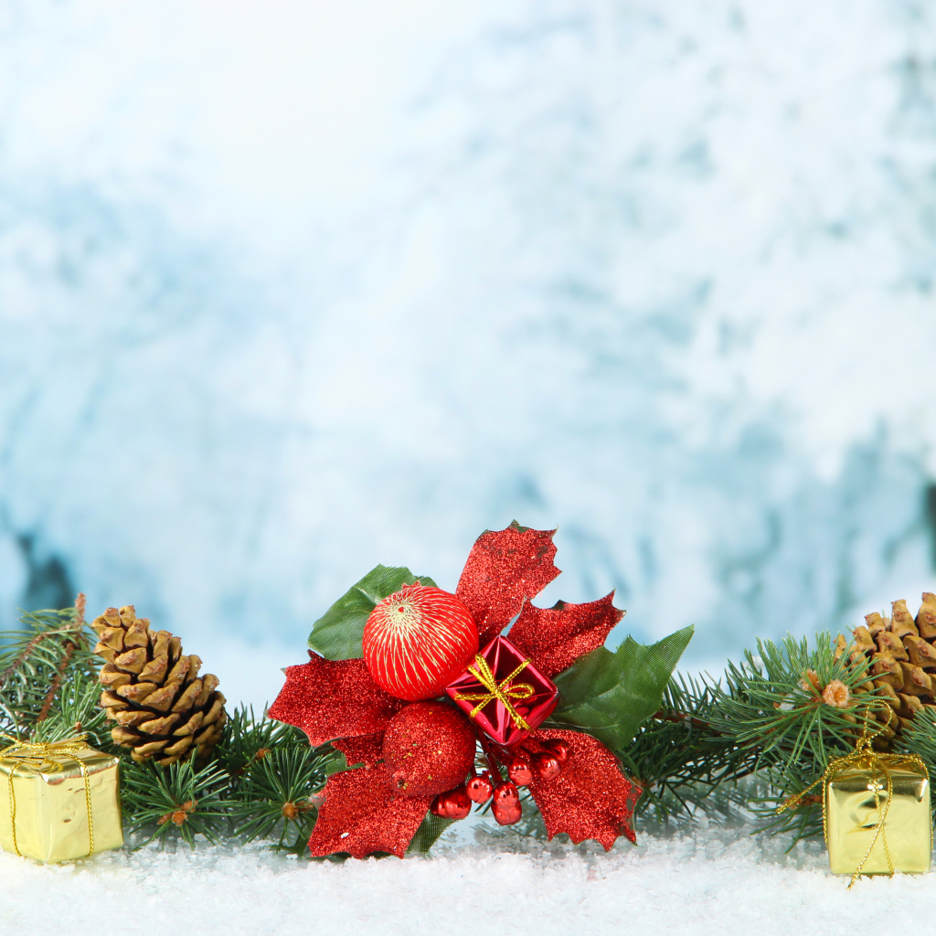 Красивый шаблон для Новогодней открытки с елочными украшениями