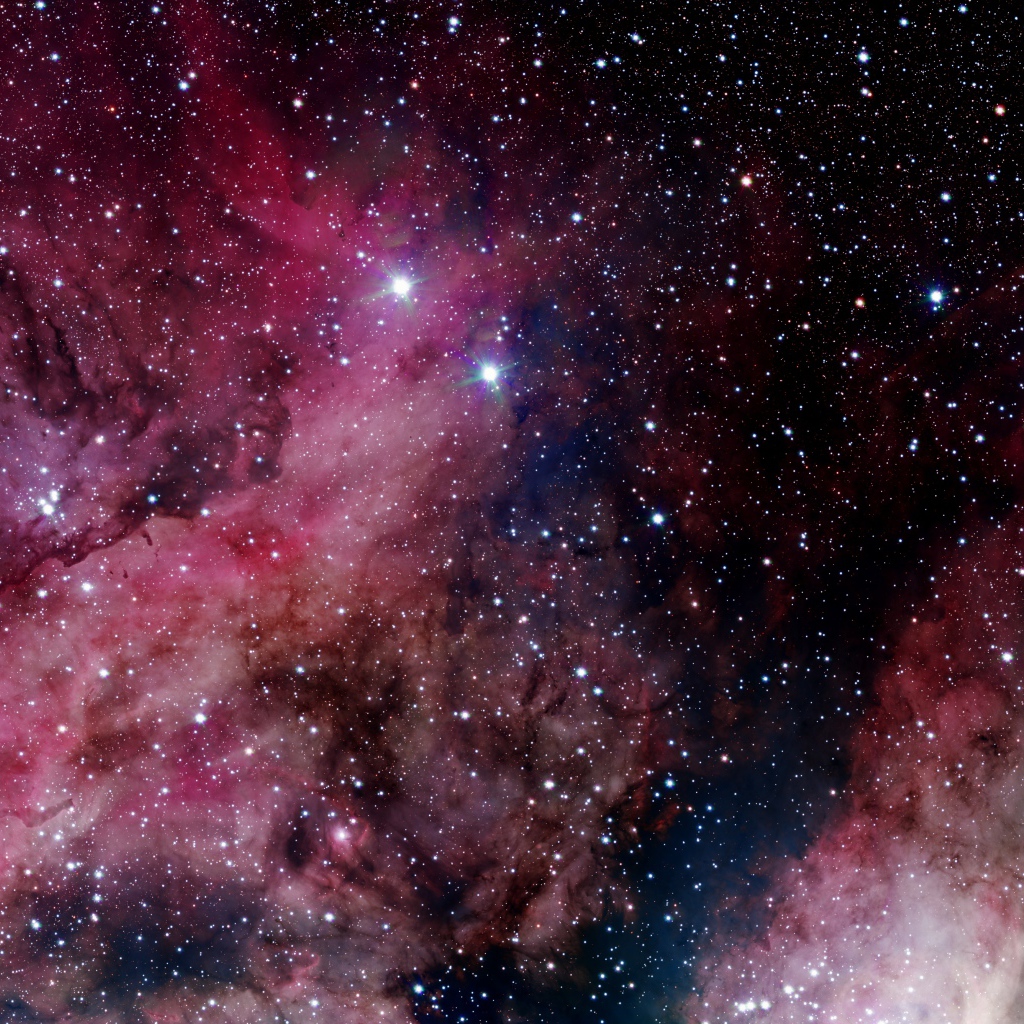 Красивый розовый млечный путь в ночном звездном небе