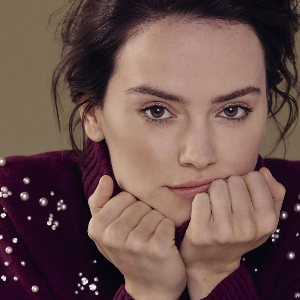 Актриса Дэйзи Ридли лицо крупным планом