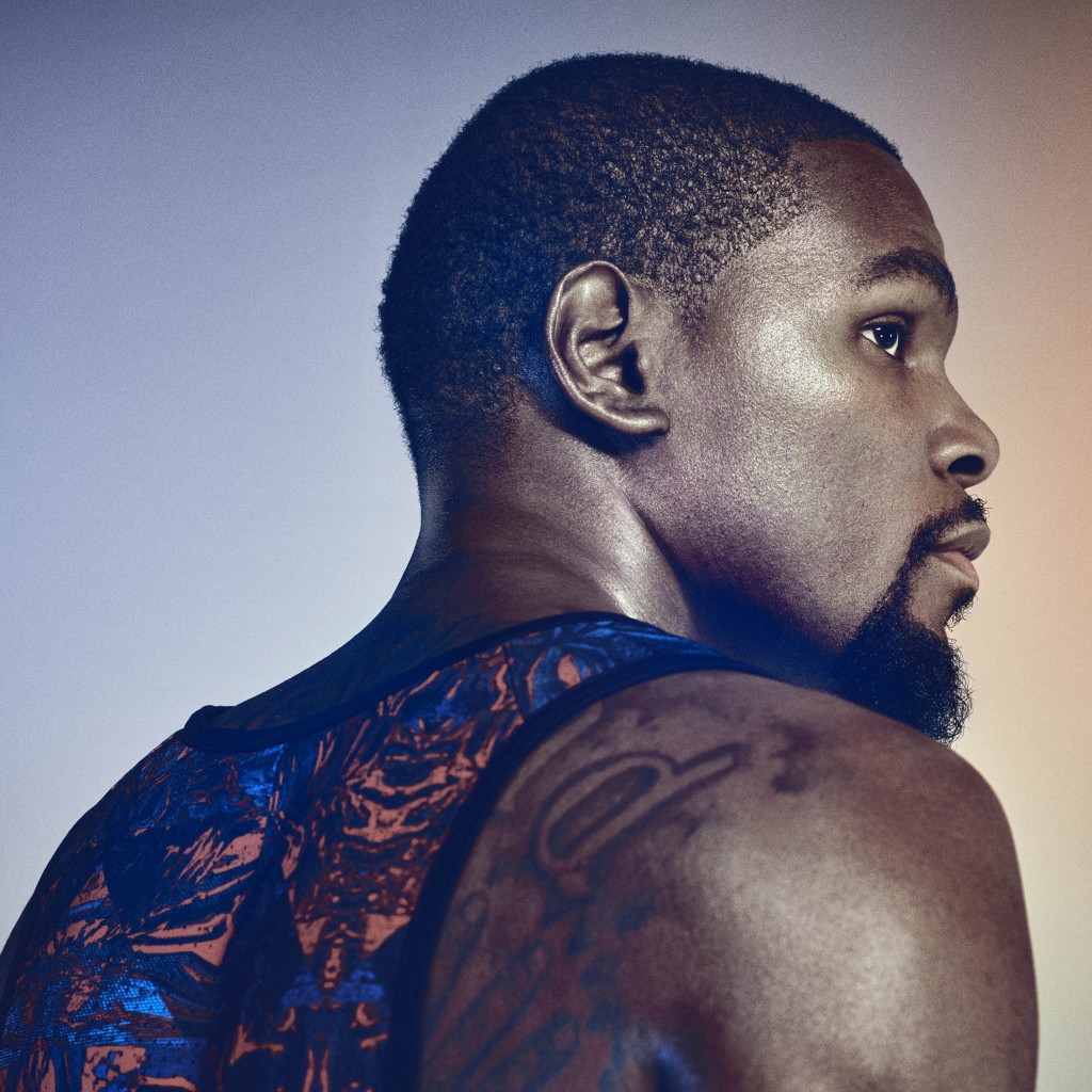 Баскетболист Кевин Дюрант вид сзади