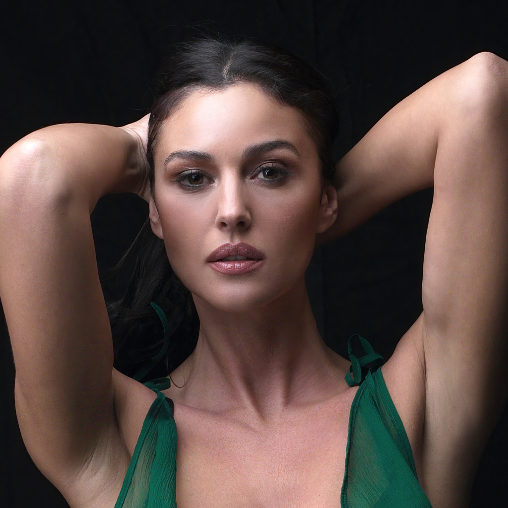 Элегантная итальянская актриса Моника Беллуччи