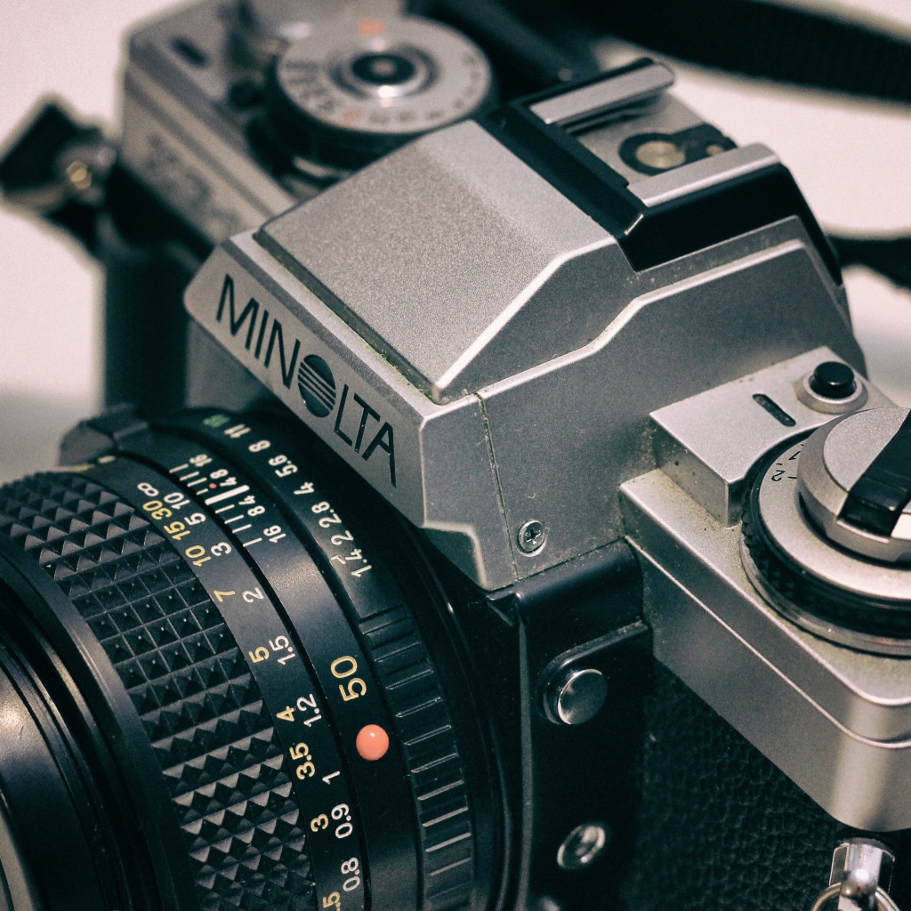 Старый фотоаппарат MINOLTA крупным планом 