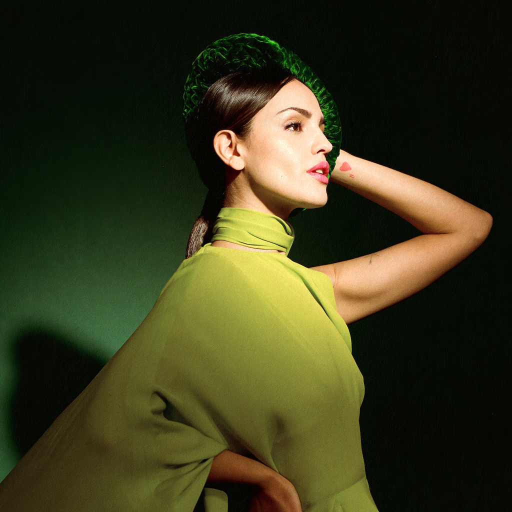 Стильная мексиканская актриса Эйса Гонсалес