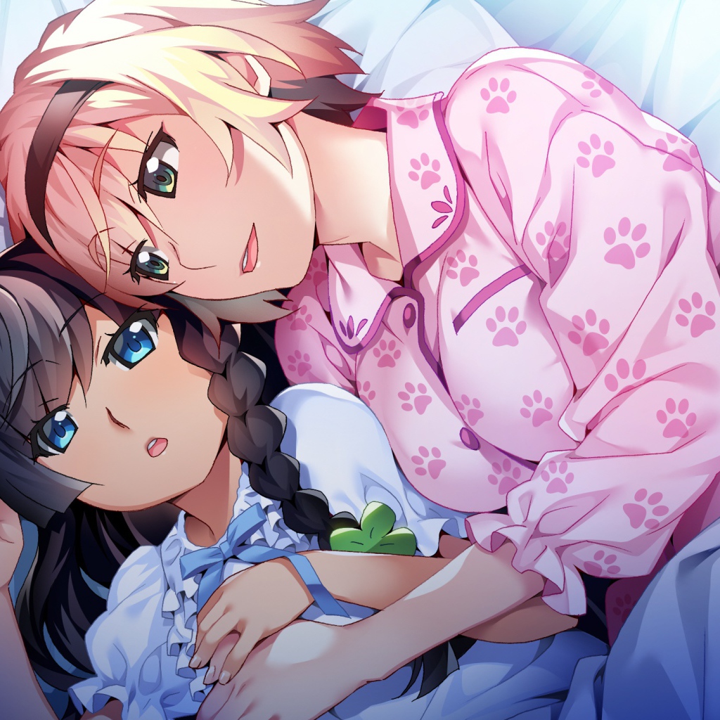 Парень и девушка аниме лежат на кровати