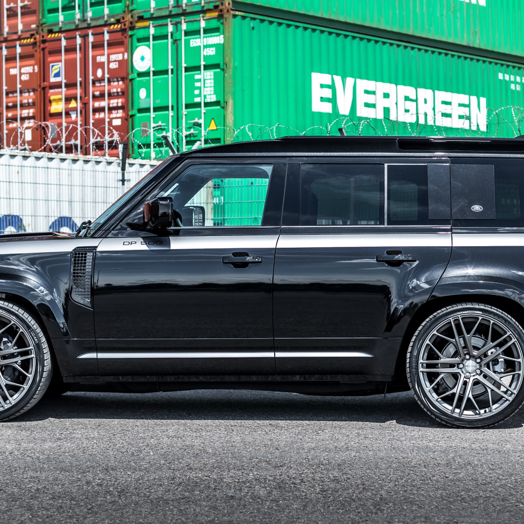 Внедорожник Manhart Defender DP500 2021 года вид сбоку