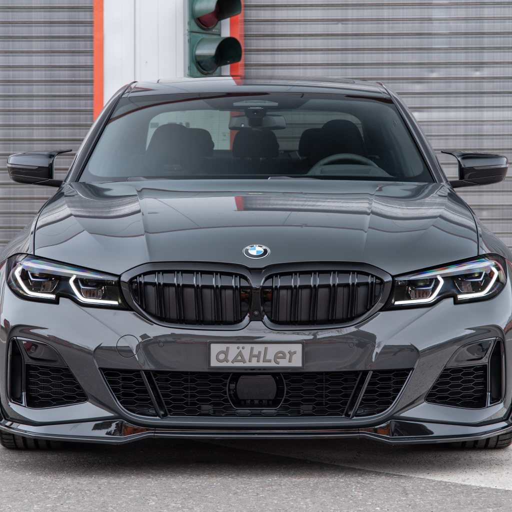 Автомобиль BMW M340i XDrive DÄHLer, 2021 года вид спереди