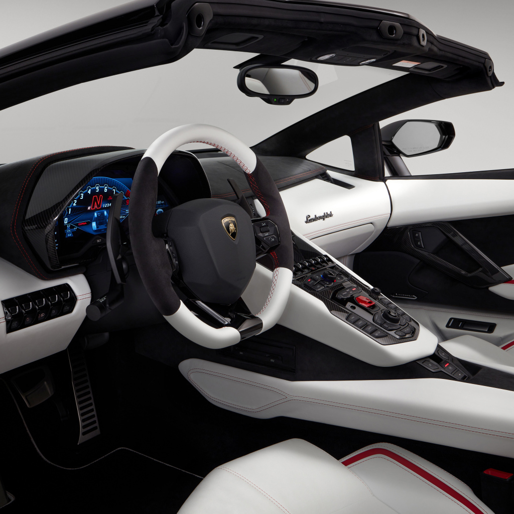Салон автомобиля Lamborghini Aventador S, 2021 года
