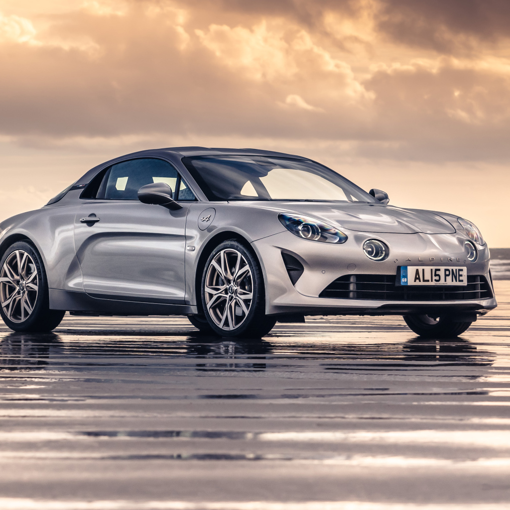 Автомобиль Alpine A110 Légende GT 2021 года