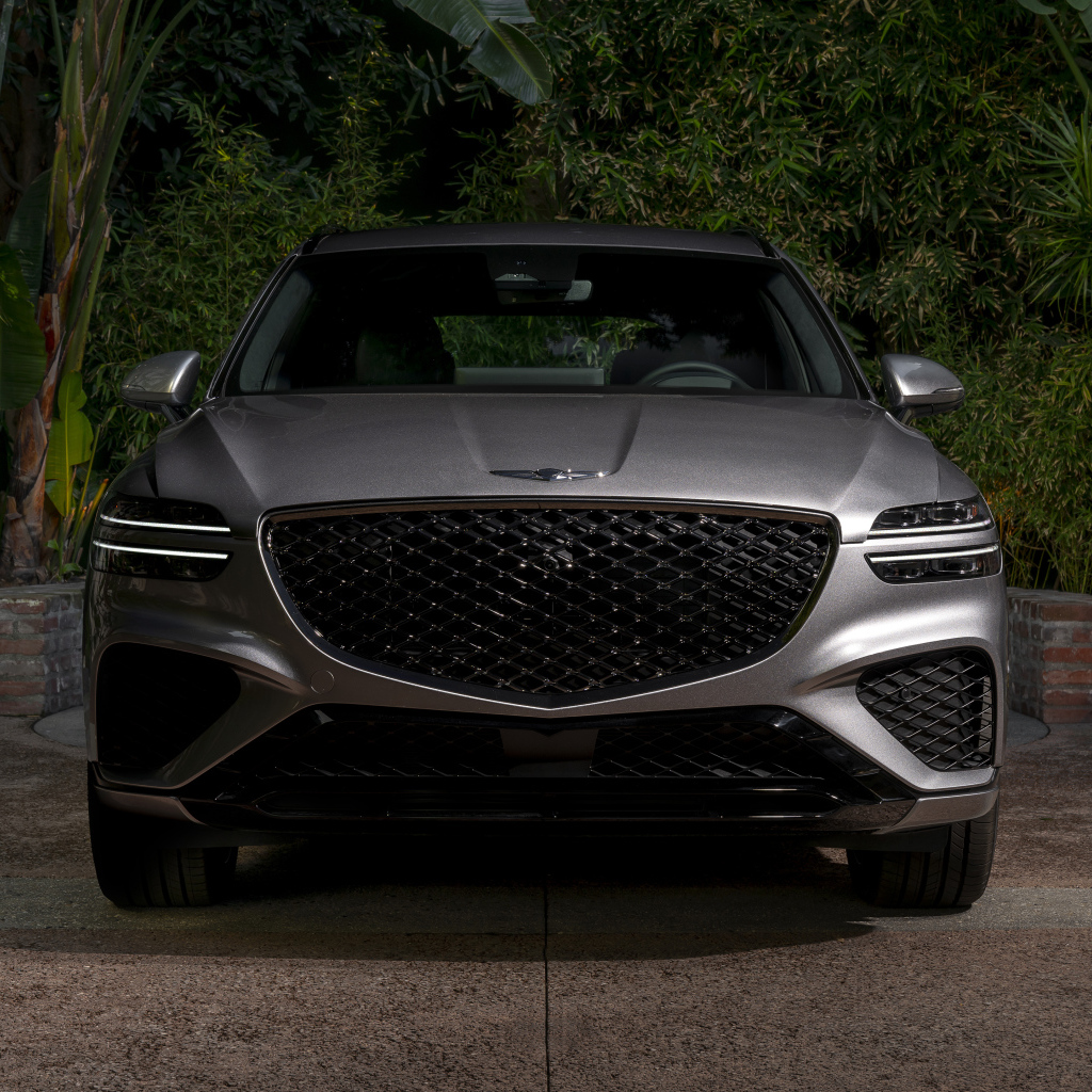 Внедорожник Genesis GV70 3.5T AWD,  2022 года вид спереди