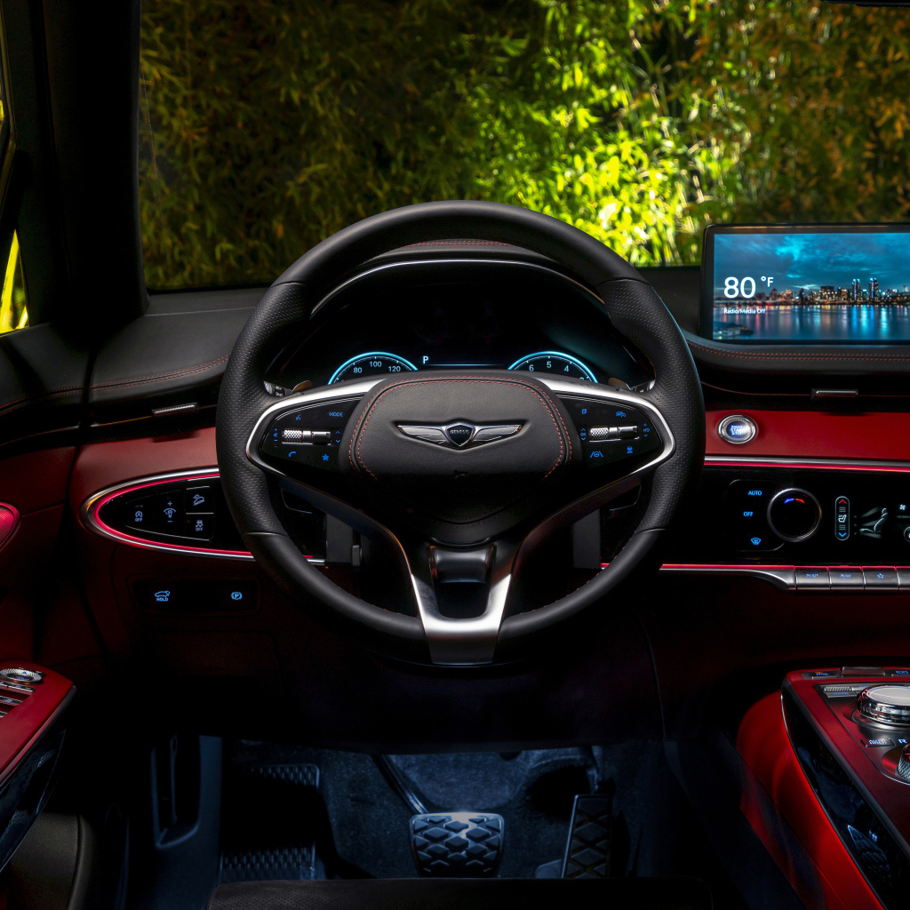 Салон автомобиля Genesis GV70 3.5T AWD, 2022 года