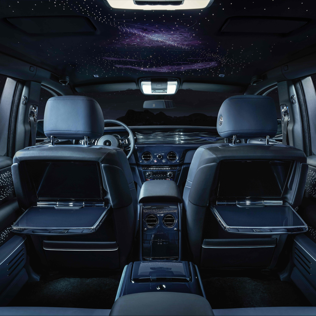 Салон автомобиля Rolls-Royce Phantom EWB Tempus Collection 2021 года