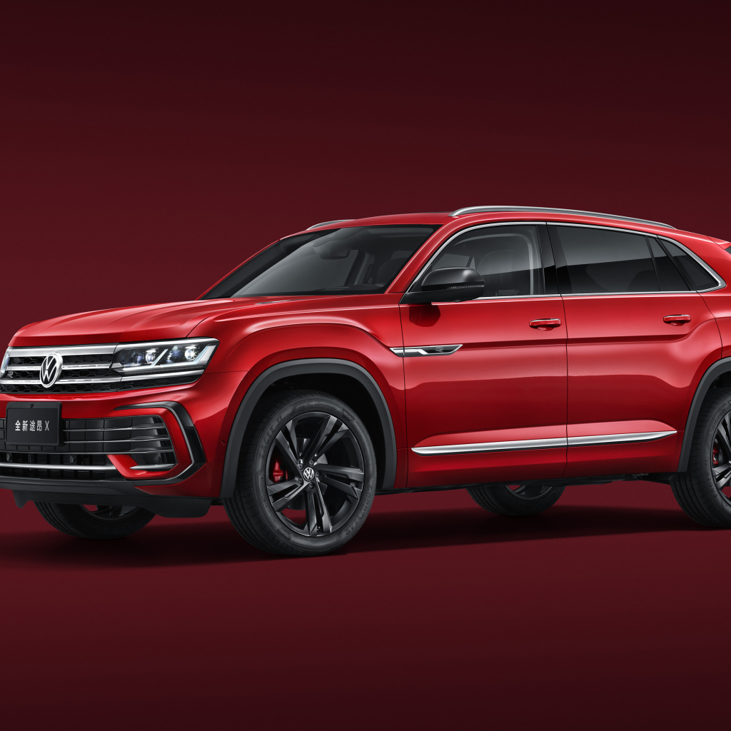 Красный внедорожник Volkswagen Teramont X 2021 года