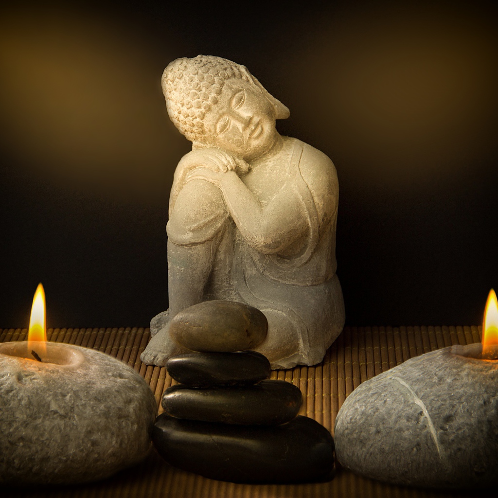 Статуэтка Будда со свечами