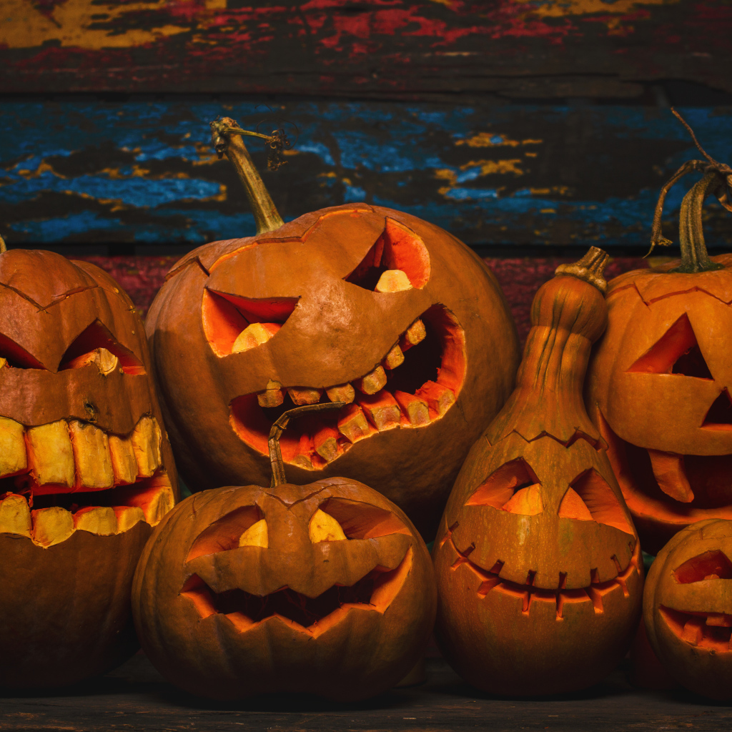 Злобные фонари из тыквы декор на Хэллоуин