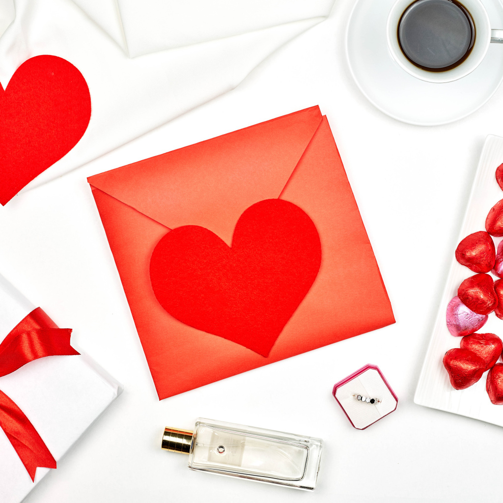 Письмо и подарки для девушки на день влюбленных