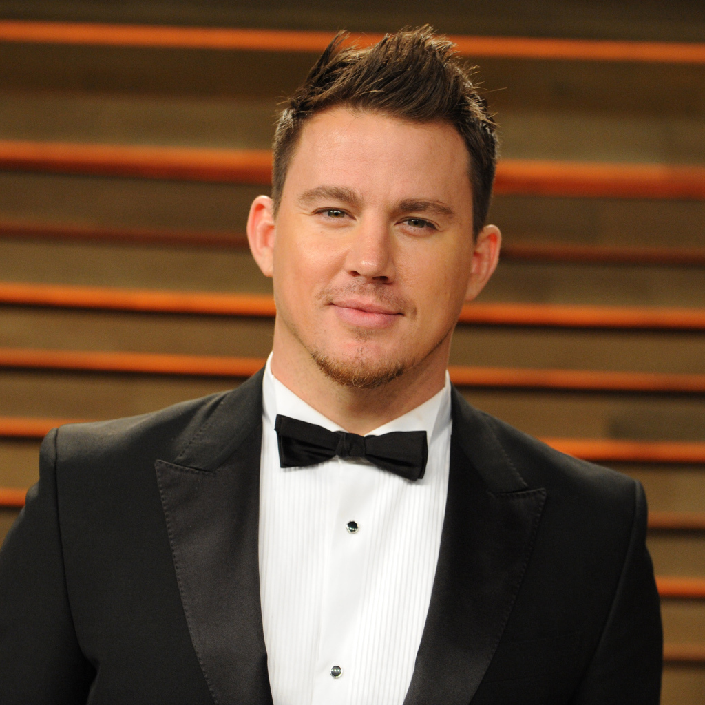 Американский актер Ченнинг Татум у стены