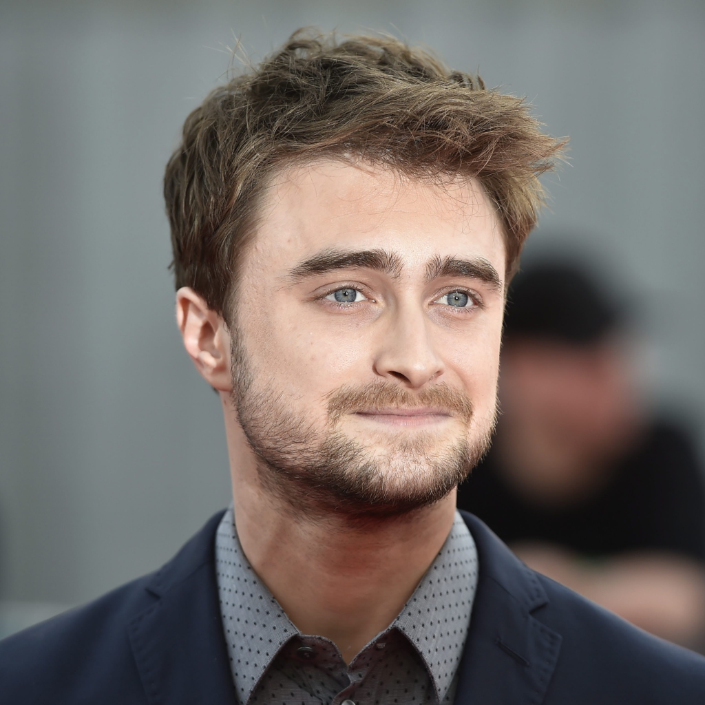 Красивый голубоглазый мужчина, актер Дэниел Рэдклифф