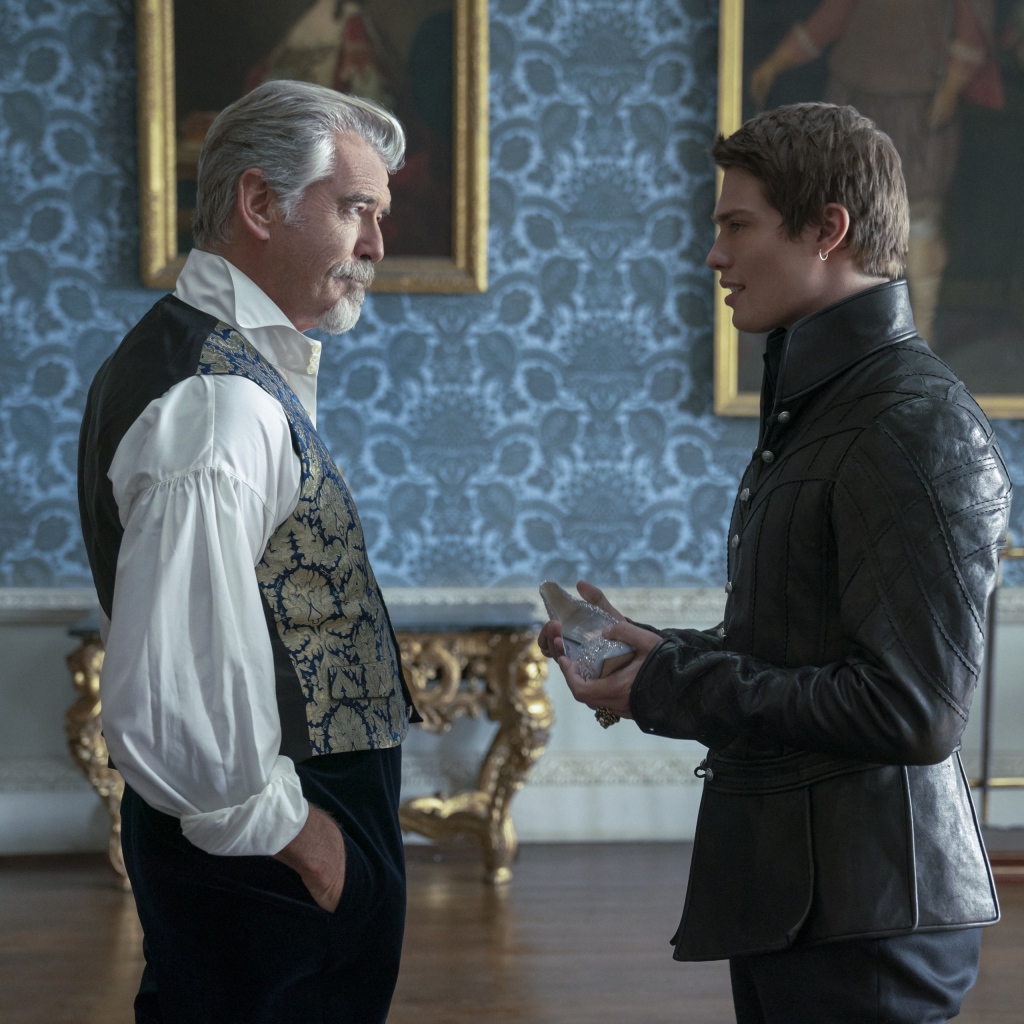 Кадр нового фильма Золушка, 2021