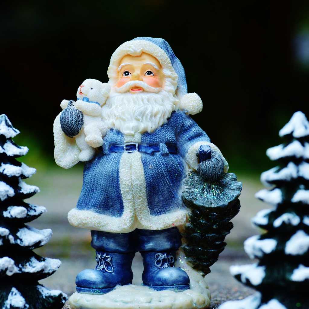 Статуэтка Дед Мороз и елки на новый год