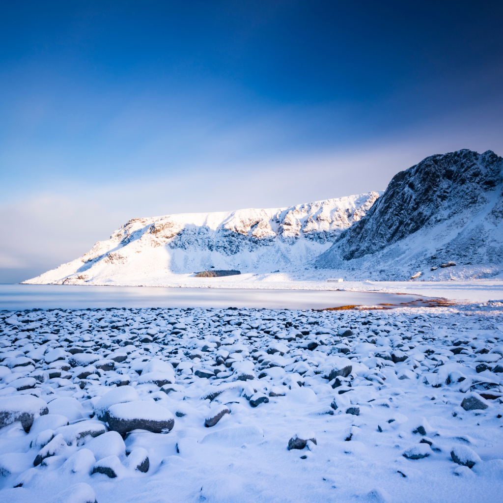 Заснеженные Лофотенские острова, Норвегия 