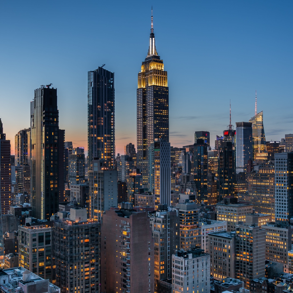 Красивые высокие небоскребы города Манхэттен, США