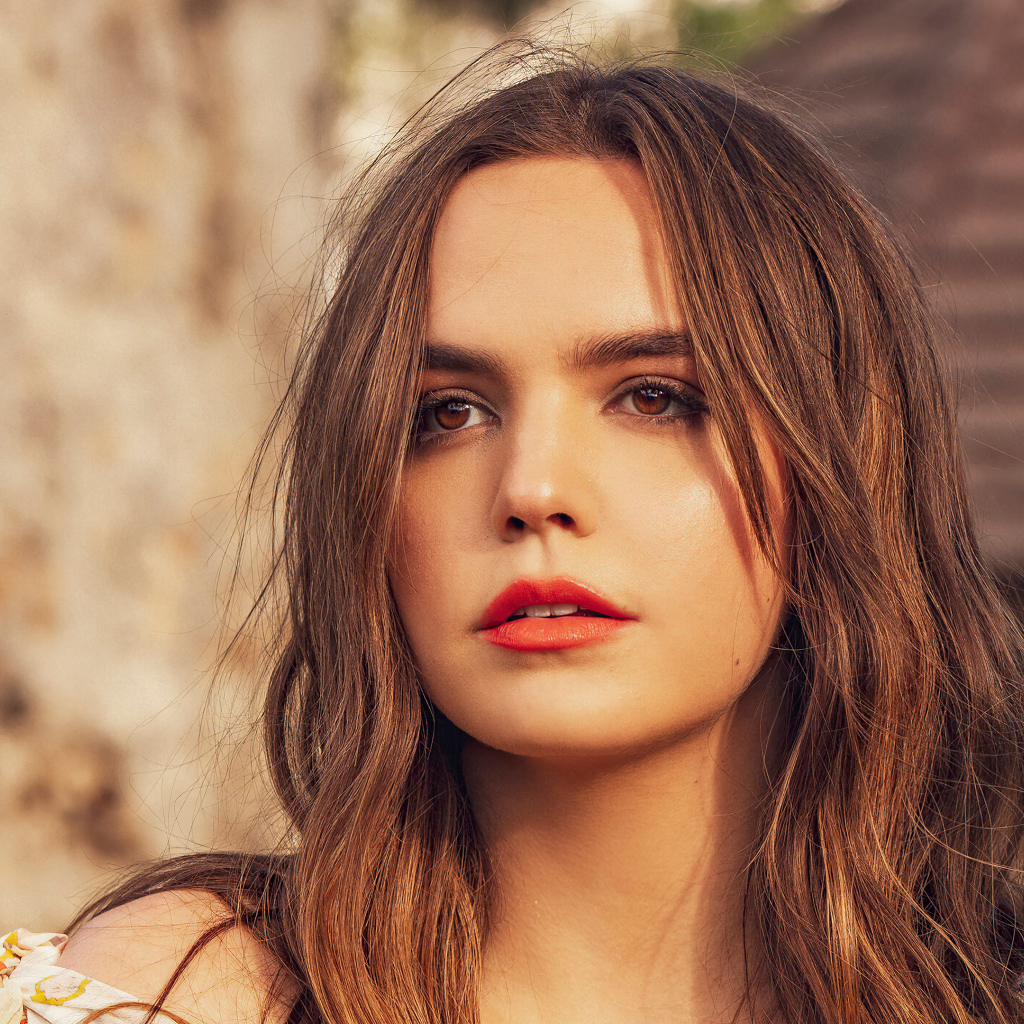 Американская кареглазая актриса Бэйли Мэдисон