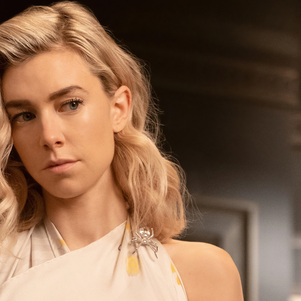 Красивая блондинка Ванесса Кирби