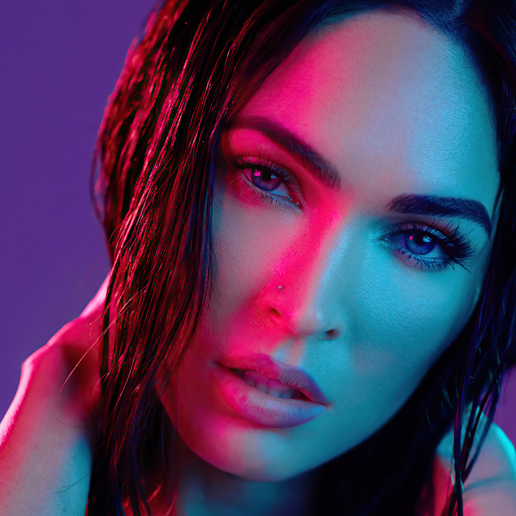 Лицо актрисы Меган Фокс крупным планом