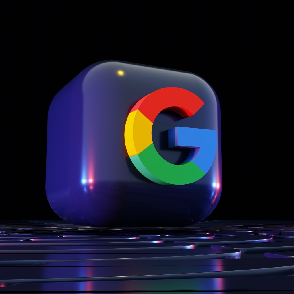 Значок браузера гугл на синем кубе, 3д графика