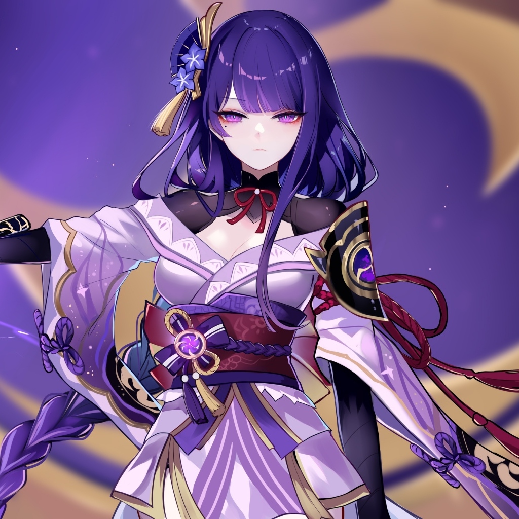 Девушка аниме с фиолетовыми волосами держит мечи