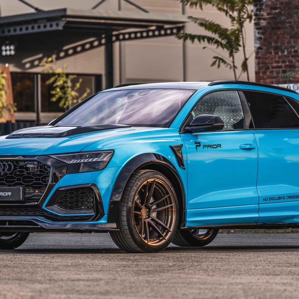 Голубой автомобиль  Prior-Design PD-RS800 Widebody Aerodynamic Kit