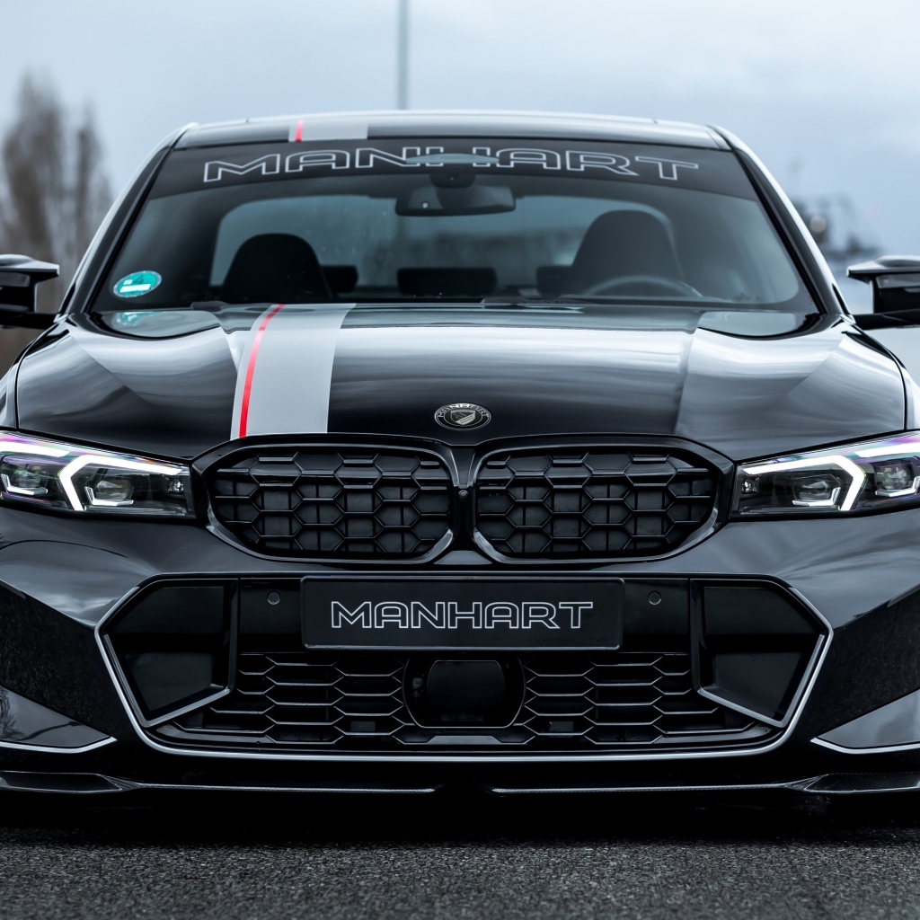 Вид спереди на автомобиль Manhart MH3 400d 2023 года