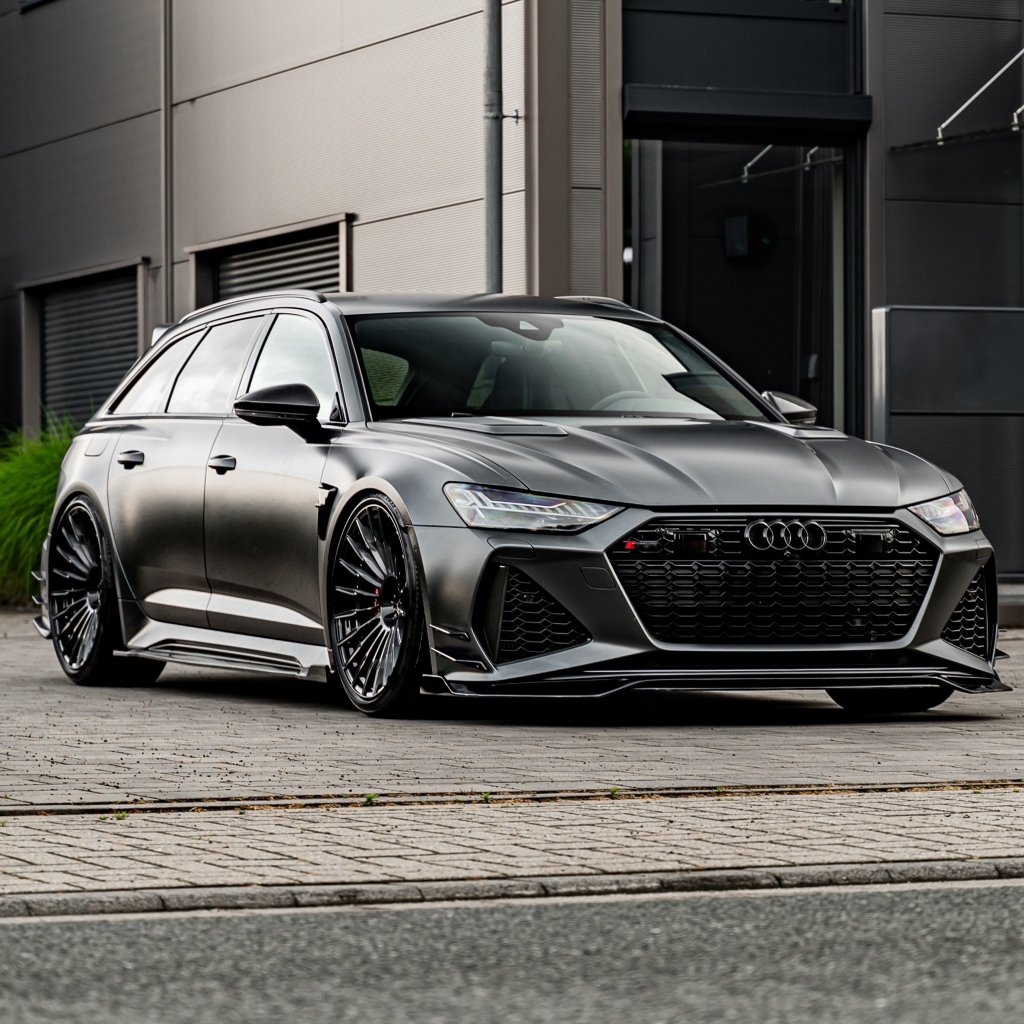 Черный автомобиль Audi RS6 C8 Tuning Prior Design