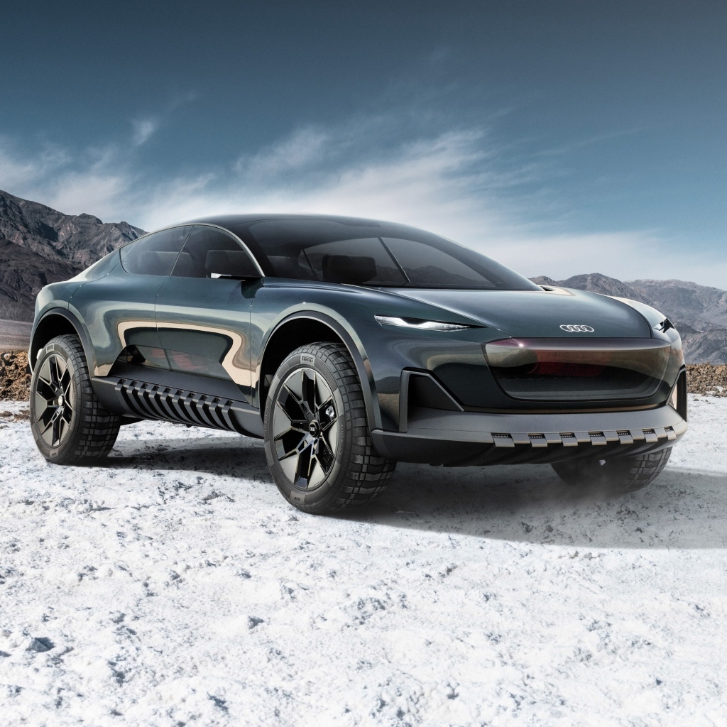 Внедорожник Audi Activesphere в горах