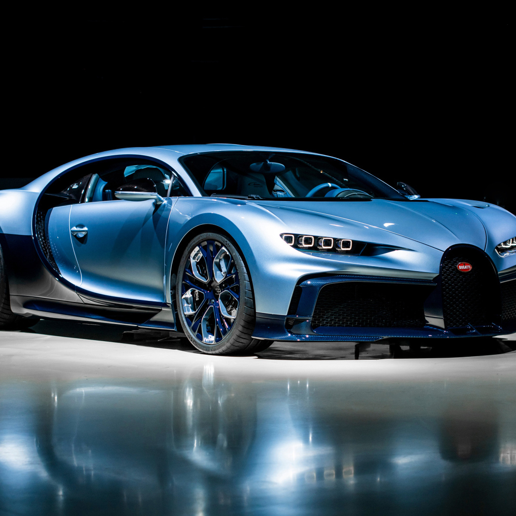 Презентация стильного автомобиля Bugatti Chiron