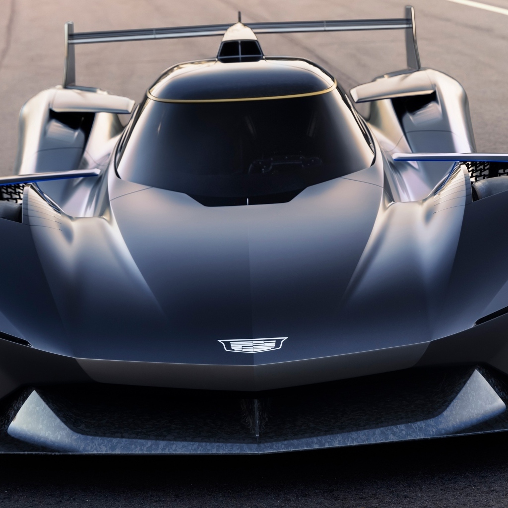 Автомобиль Cadillac Project GTP вид спереди