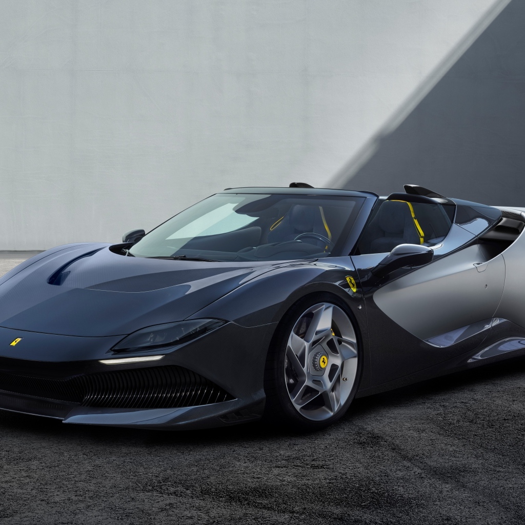 Быстрый автомобиль Ferrari SP-8