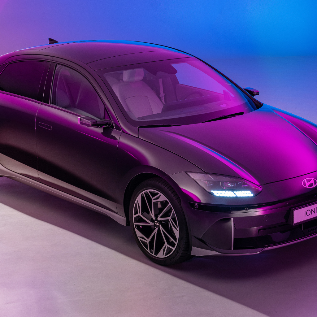 Автомобиль Hyundai IONIQ 6 2022 года