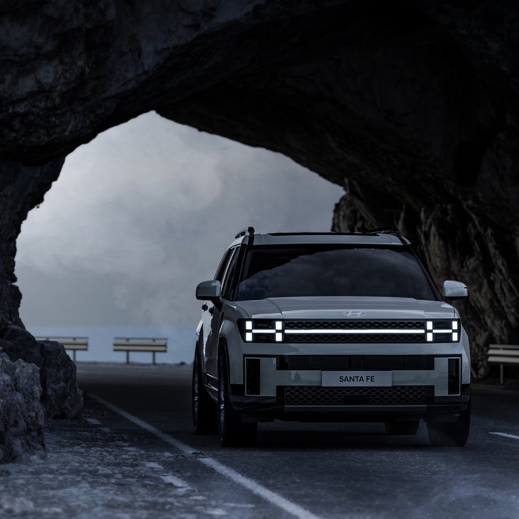 Новый автомобиль Hyundai Santa Fe 2024 года