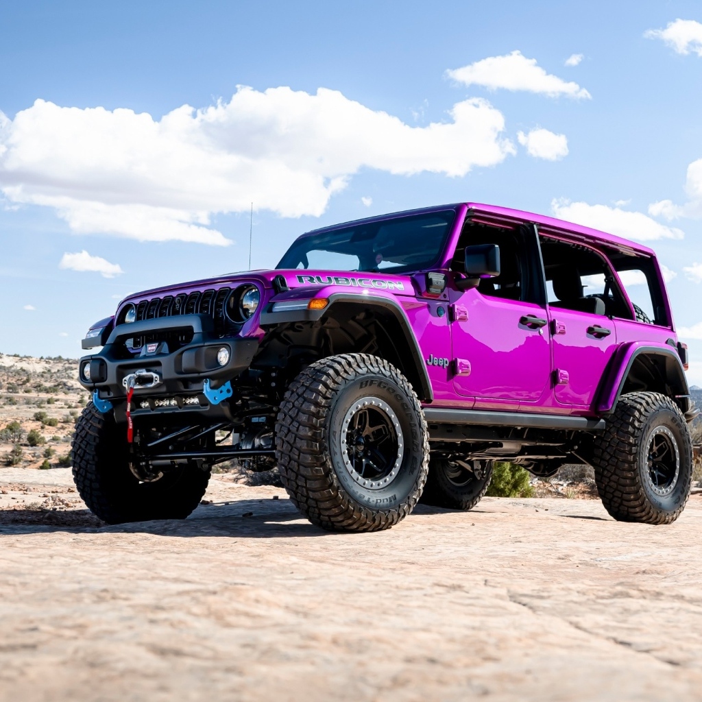 Внедорожник Jeep Wrangler Rubicon 4xe Concept 2023 года