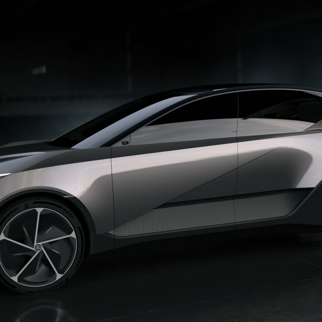 Автомобиль Lexus LF-ZL