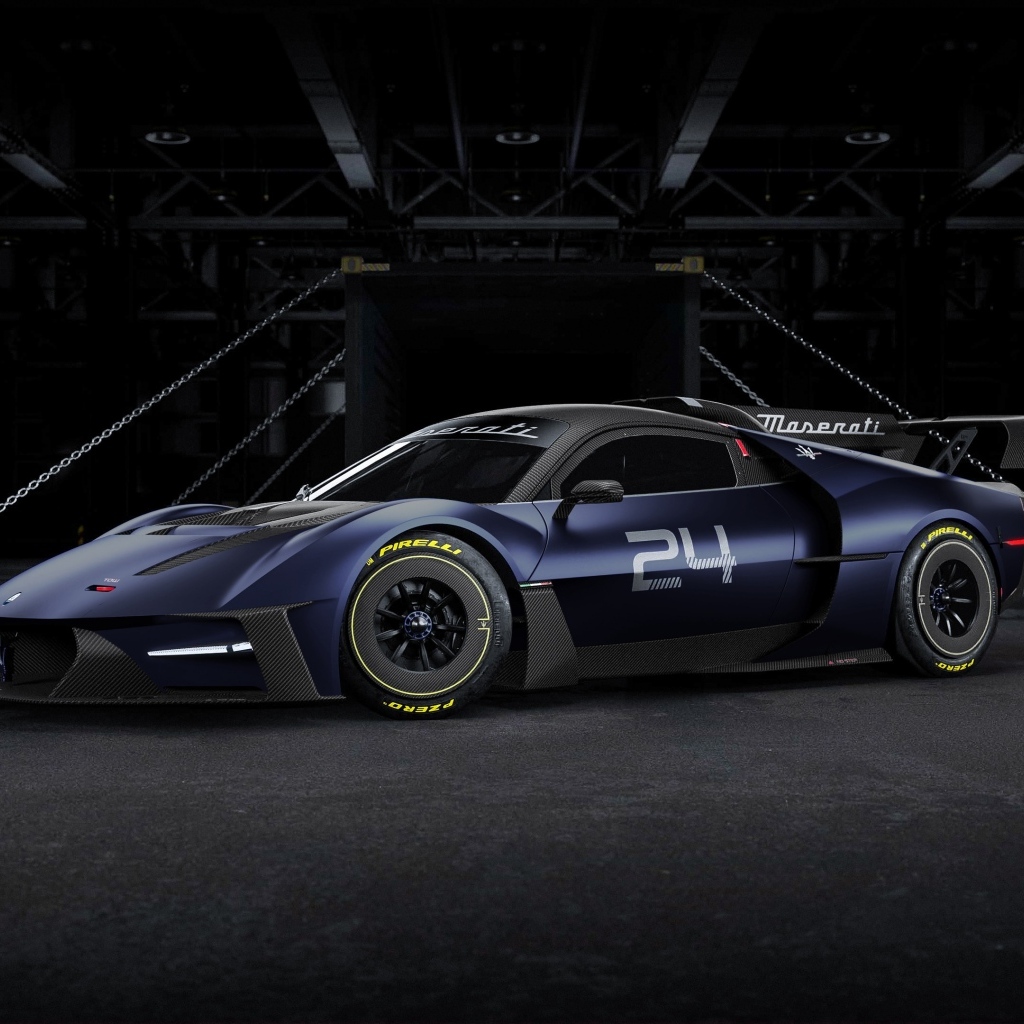 Быстрый спортивный автомобиль Maserati MCXtrema 2024 года