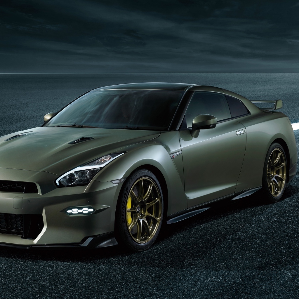 Автомобиль Nissan GT-R Premium Edition T-Spec