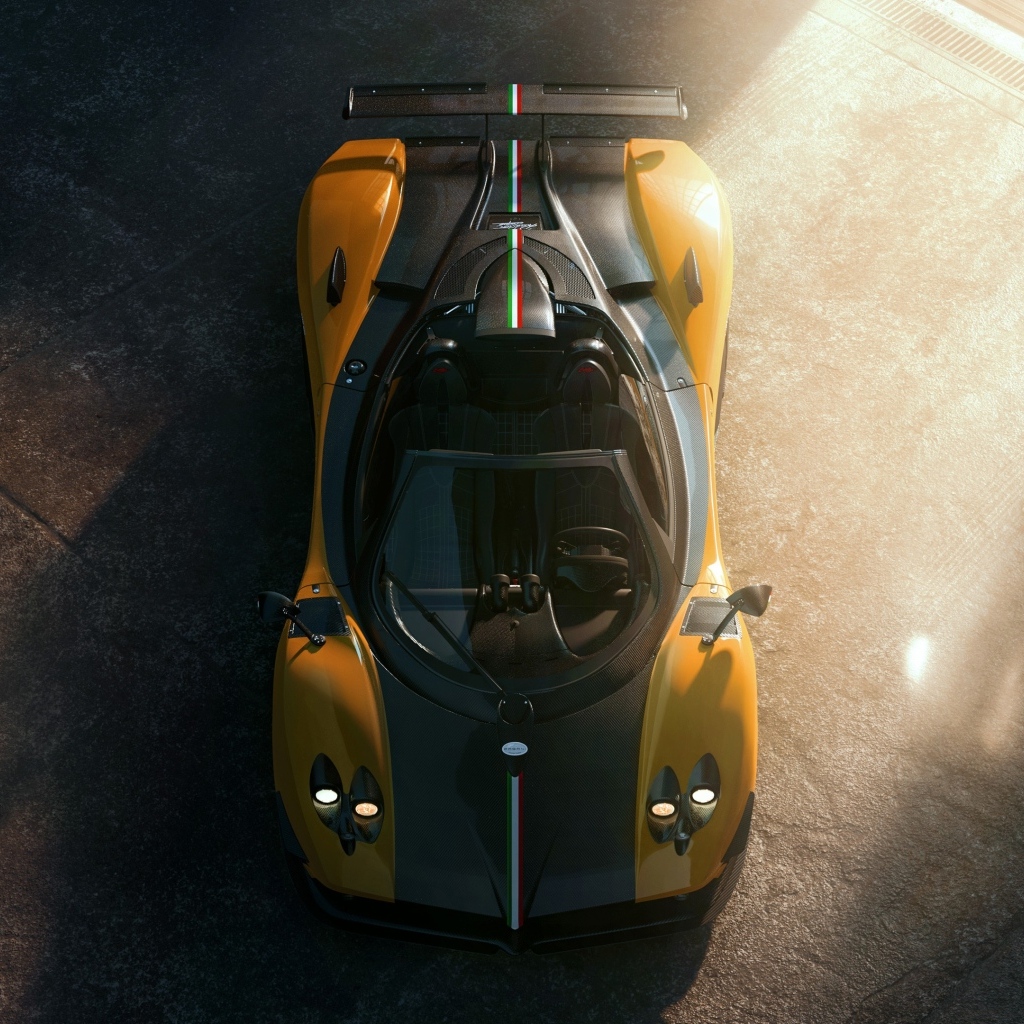 Вид сверху на автомобиль Pagani Zonda Cinque