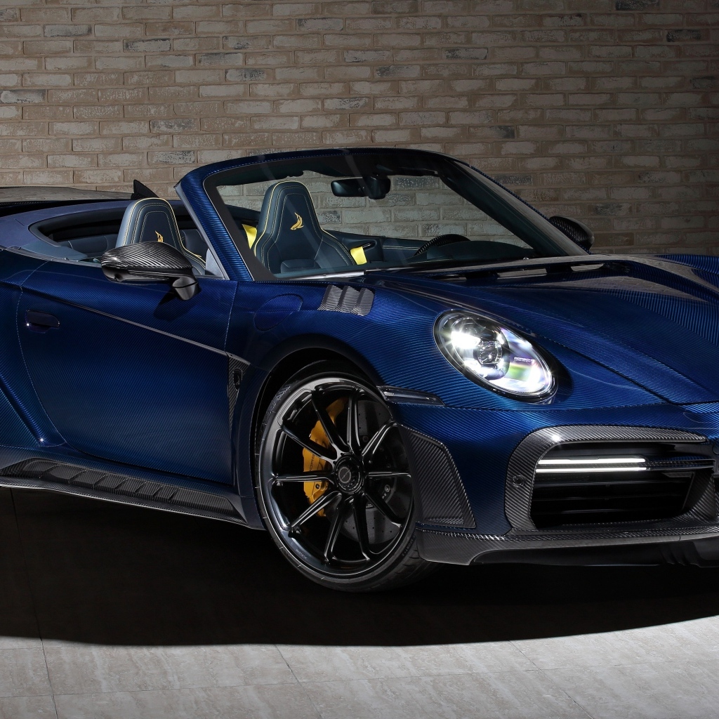 Синий кабриолет Porsche 911 Turbo S Stinger GTR
