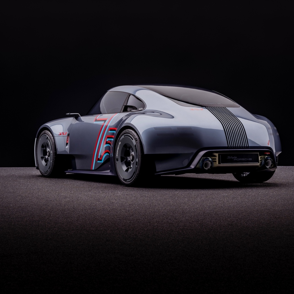 Автомобиль Porsche Vision 357 2023 вид сзади