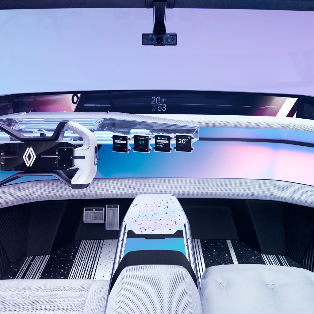 Стильный дорогой салон автомобиля Renault Scénic Vision 2022